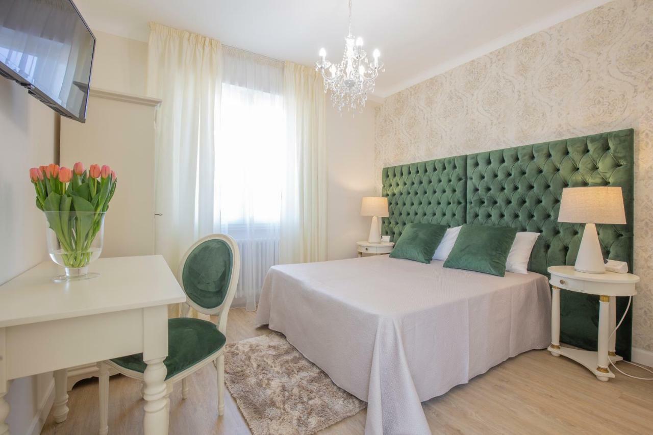 Crys: Apartments, Holiday, Business, Verde Verona Eksteriør bilde